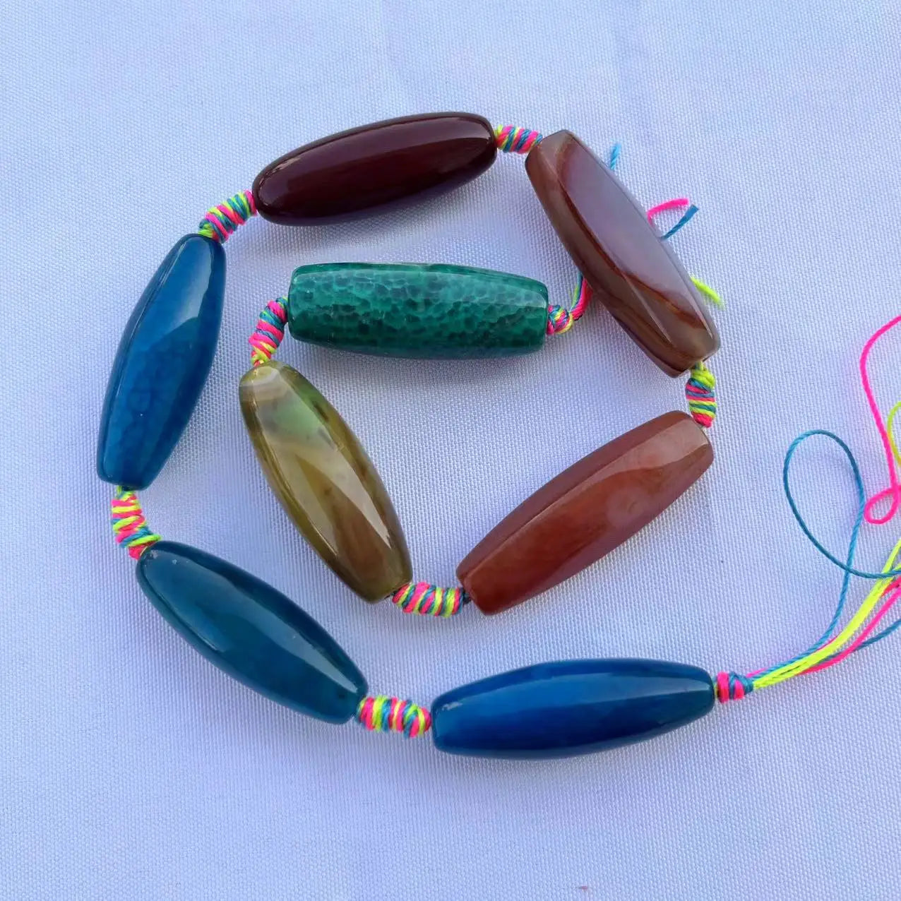 Perles en agate de forme riz naturelles pour la création de bijoux de style européen en gros, vente à l'unité